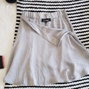 Lulu's XS Silver Skater Skirt⭐FLASH SALE⭐
